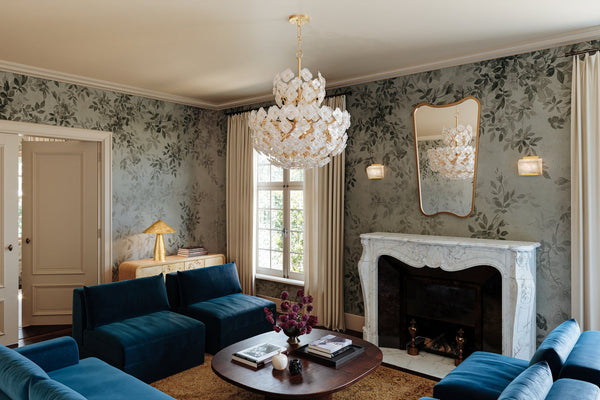 Valan 8" One Light Wall Sconce, Aged Brass