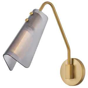 Oasis 5" One Light Medium Sconce, Lacquered Brass