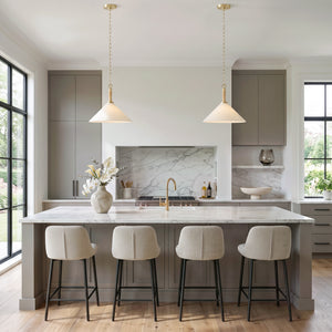 Quaor 16" One Light Medium Pendant, Lacquered Brass