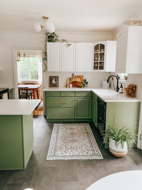 Fenorae 18" Three Lights Semi Flush, Aged Brass