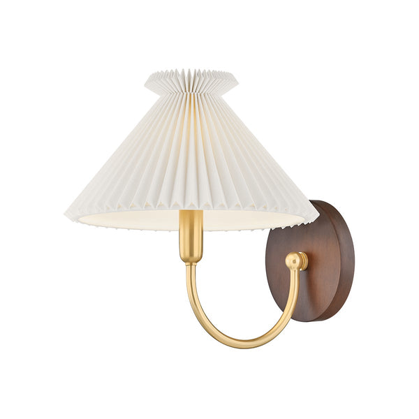 Rynaine 10" One Light Wall Sconce, Aged Brass