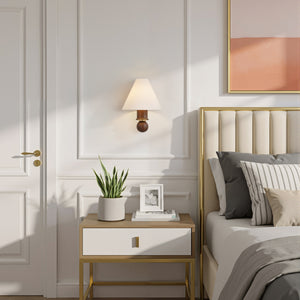 Rynellea 8" One Light Wall Sconce, Aged Brass