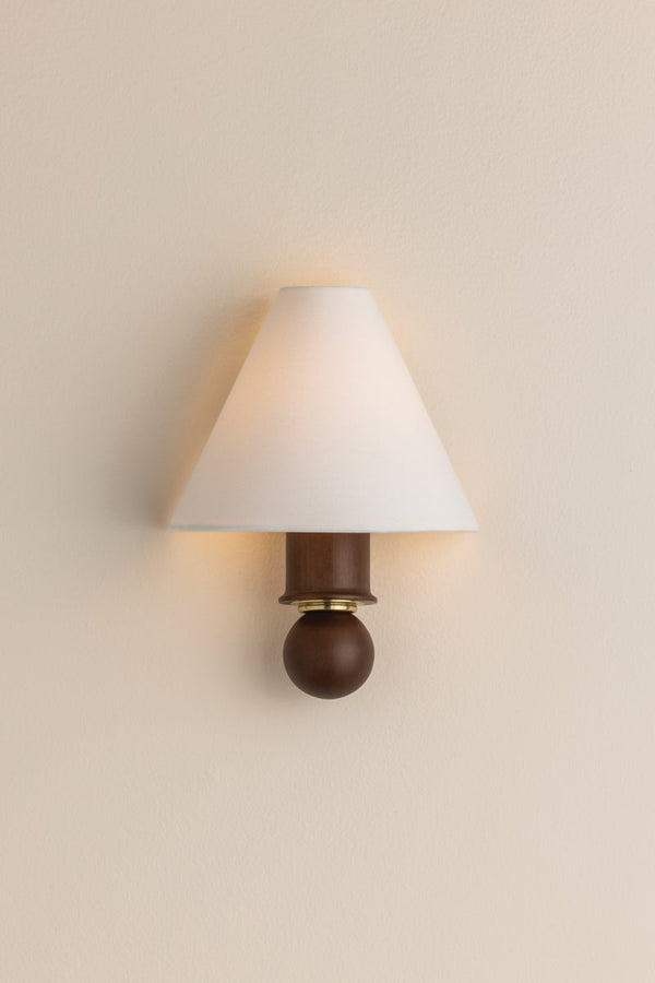 Rynellea 8" One Light Wall Sconce, Aged Brass