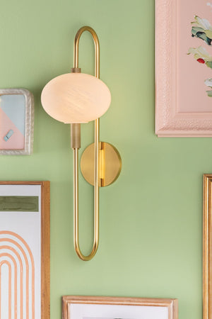 Fenellea 7" One Light Wall Sconce, Aged Brass