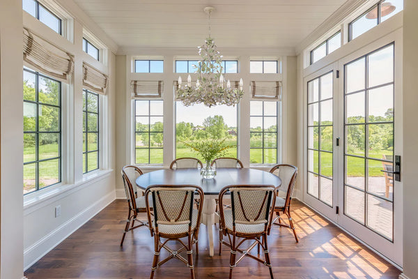 Ivy 25'' Six Light Chandelier, Champagne
