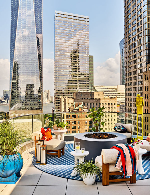 Corion 6" One Light Table Lamp, Patina Brass / Textured Black